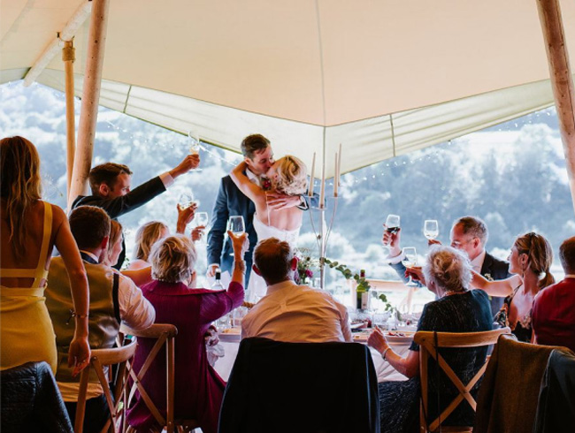 Find a Wedding Service in Surrey