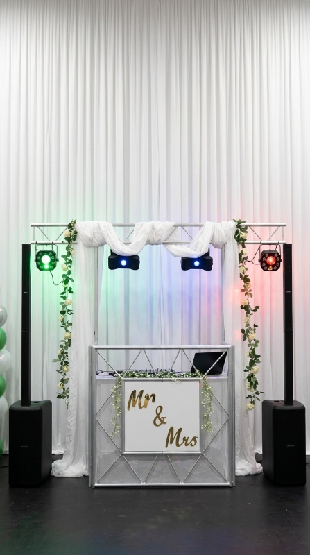Gallery image 6: sweetly-done-djs