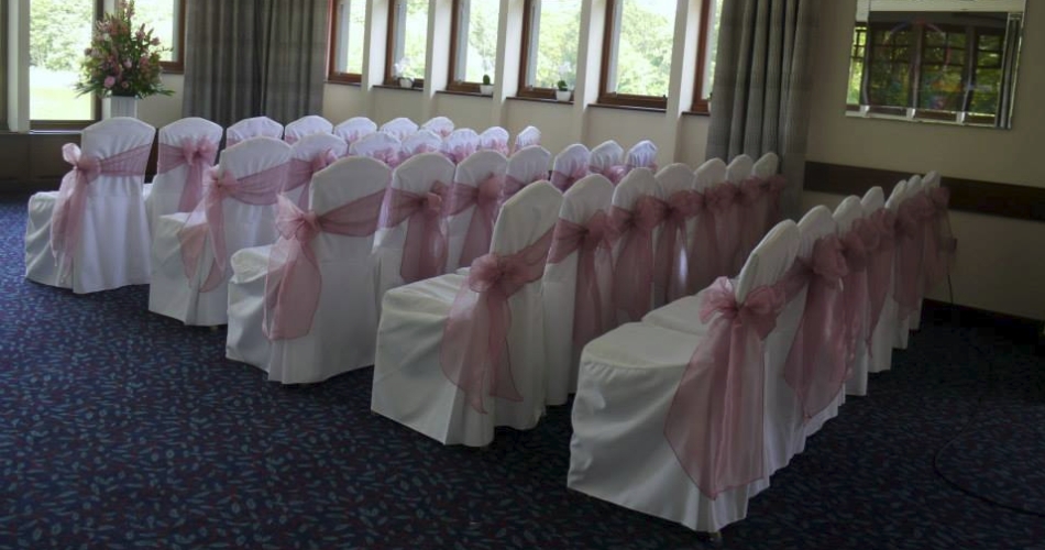 Image 3: Distinctive Elegance