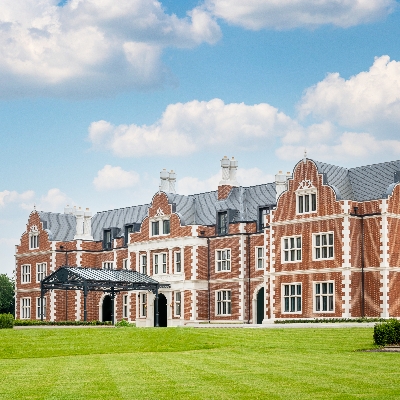 Fairmont Windsor Park is a new wedding venue