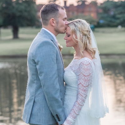 Leanne Ashcroft Photography upgraded all of her couples to two photographers during the pandemic