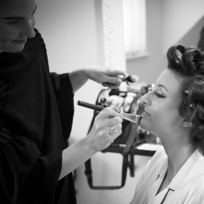 The latest hair and make-up trends for 2022