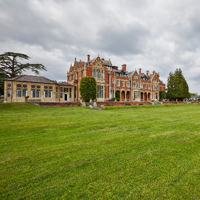 The Frensham Hall Wedding Fair is taking place on Sunday 19th February