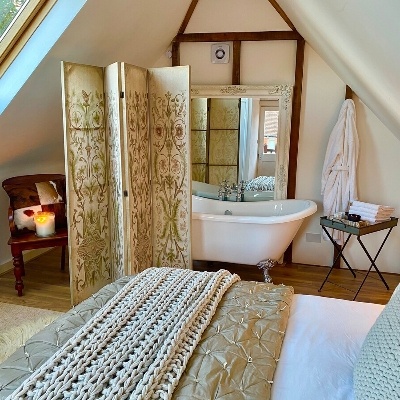 Win an overnight stay in the Surrey Hills!