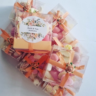 Wedding News: Tempting favours with Sweetzboxes