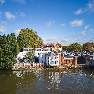 Wedding News: The Mitre Hampton Court welcomes back The Whispering Angel Terrace