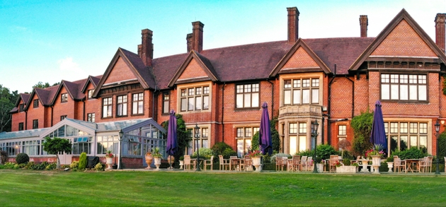 Host your wedding at Stanhill Court: Image 1