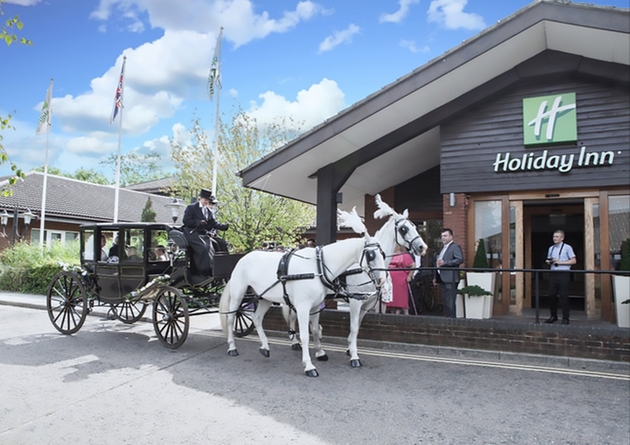 Host your wedding at Holiday Inn Guildford: Image 1