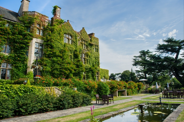 Get married at Pennyhill Park: Image 1