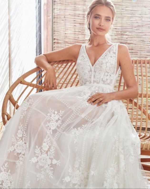 May & Grace Bridal is now offering the Rosa Clara Boheme collection