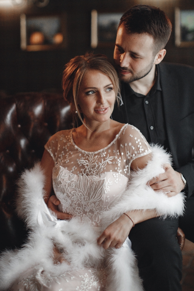 Couple posing on their wedding day