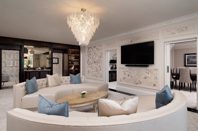 Fairmont Windsor Park's new Signature Royal Suite