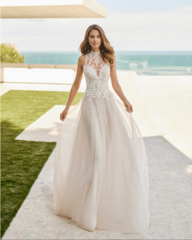 January sample sale gown available at May & Grace