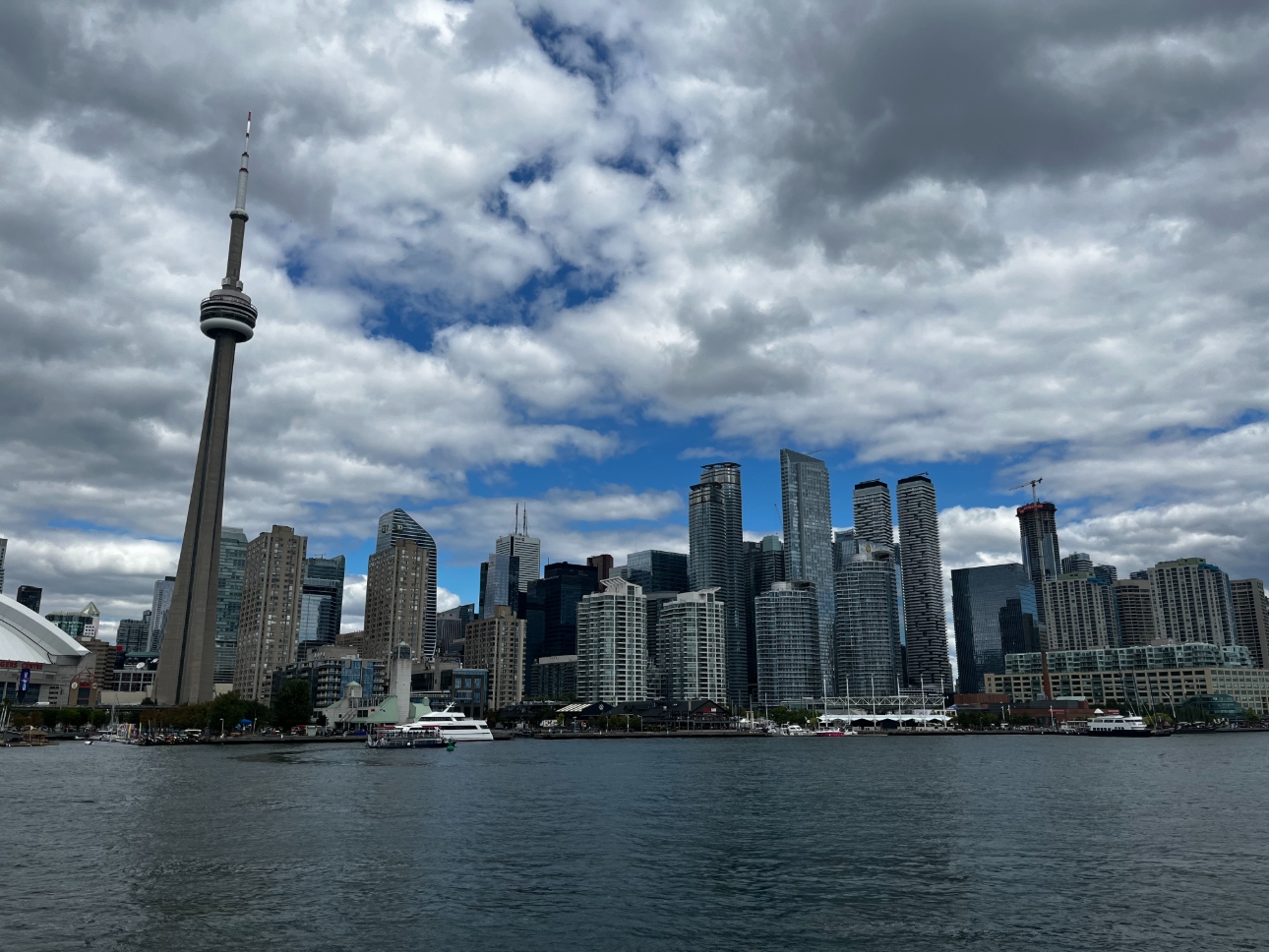 Toronto from the lake