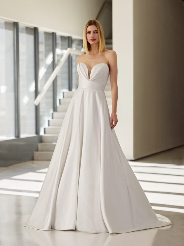 Mikado A-line wedding dress with sweetheart neckline