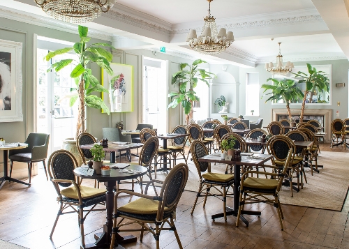 Bush Hotel Farnham