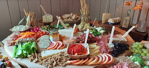 Nibble & Feast