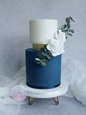 Thumbnail image 2 from Holly Dolly Cakes